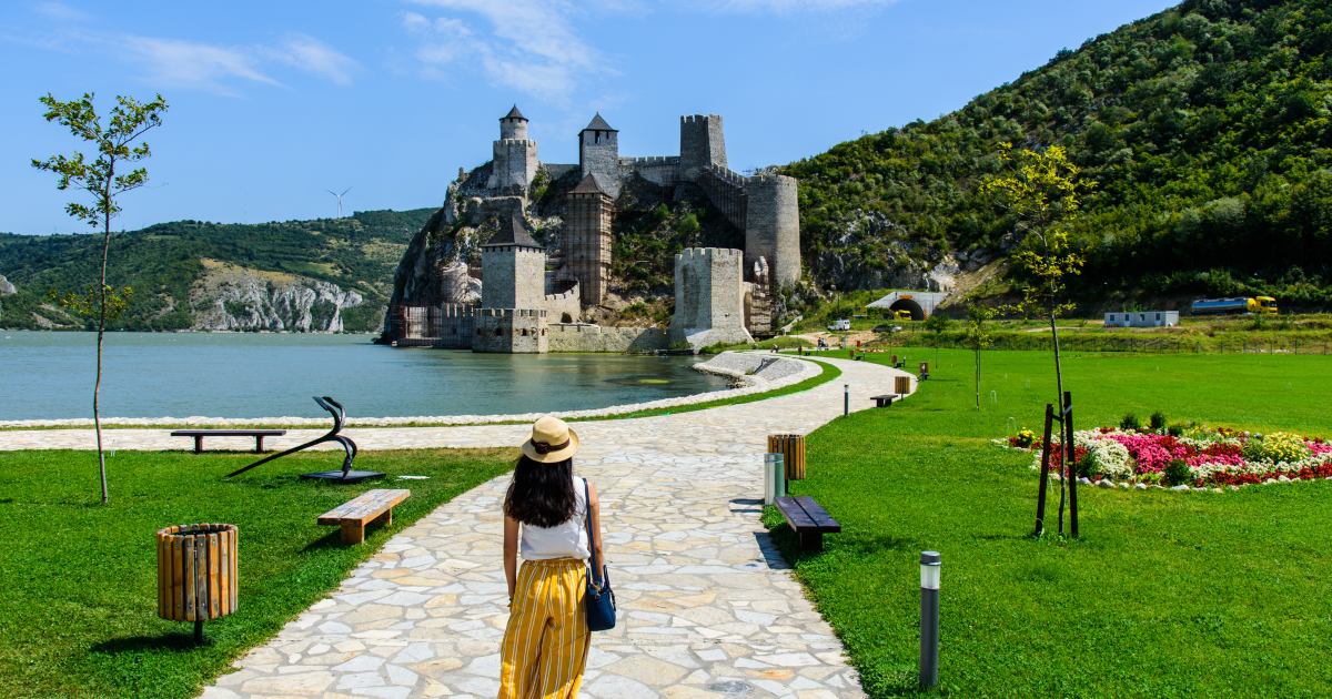 GOLUBAC DANUBIO SERBIA CRUCEROS DANUBIO DANUBE CRUISES DONAU KREUZFAHRTEN #CrucerosFluviales #Danubio #Golubac #Serbia #CrucerosDanubio